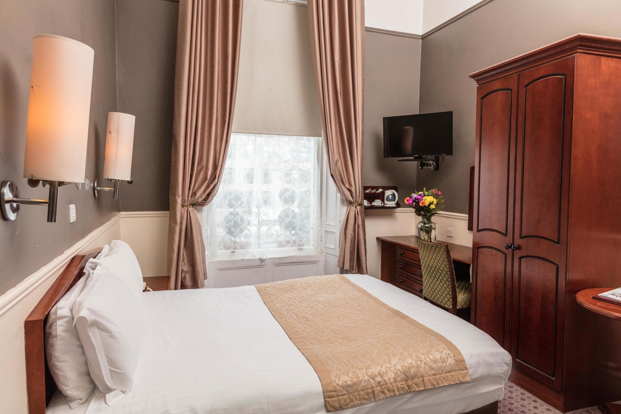 The Lansdowne Hotel Dublin Exteriör bild